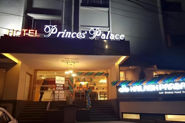 Hotel Princes Palace image 1